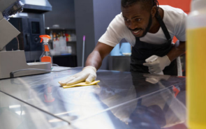 cleaning-kitchen